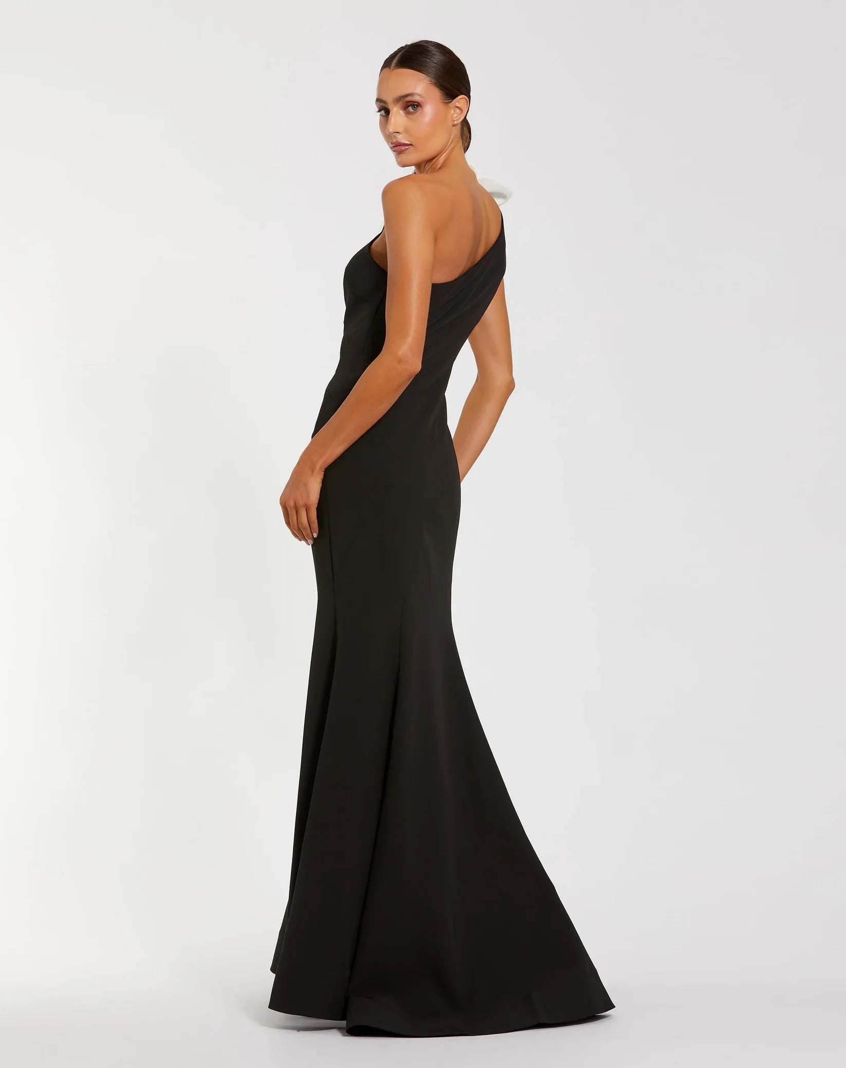 One Shoulder Mermaid Gown With 3D Flower - Black