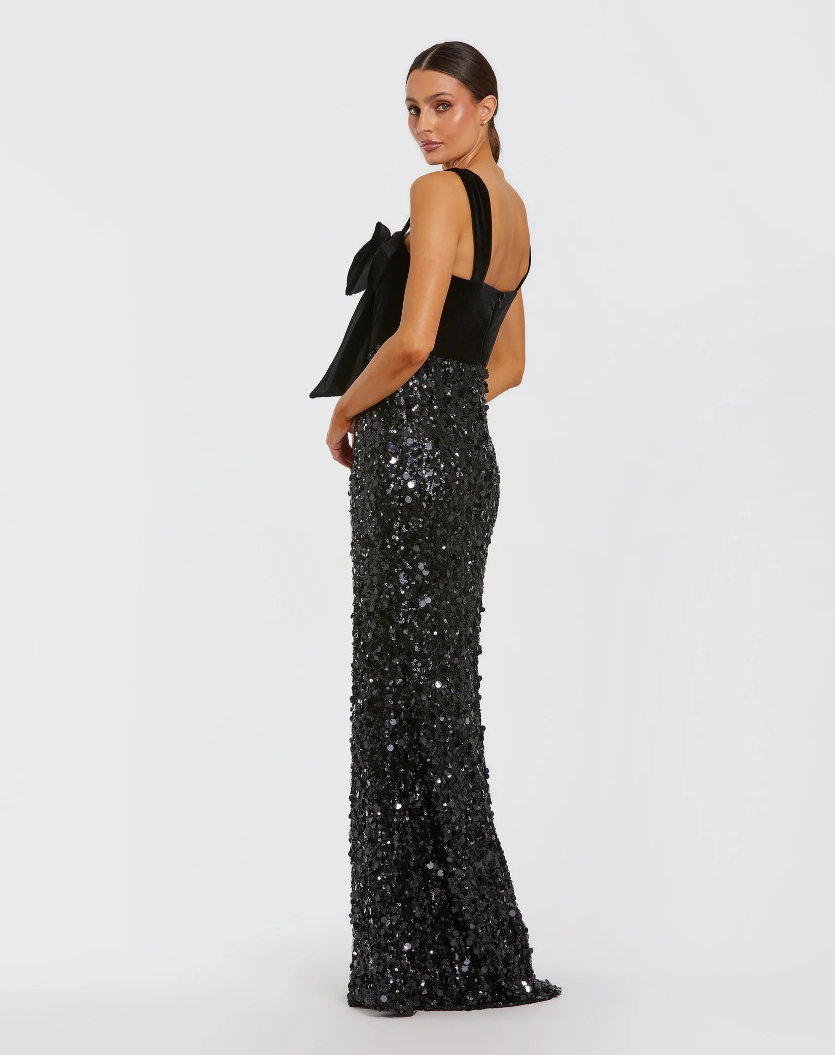 Sleeveless Sequin Column Gown With Velvet Bow - Black