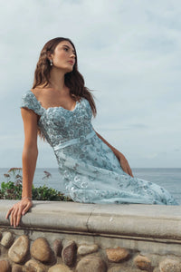 Blue floral embroidered sweetheart neckline midi dress