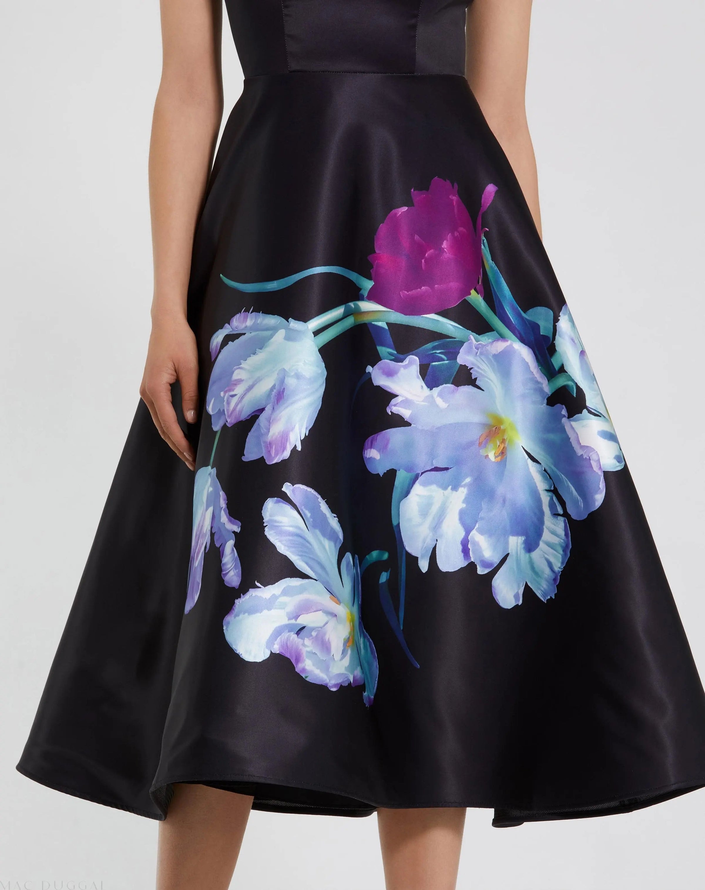 Mac Duggal #20995 black multi floral print midi dress detail