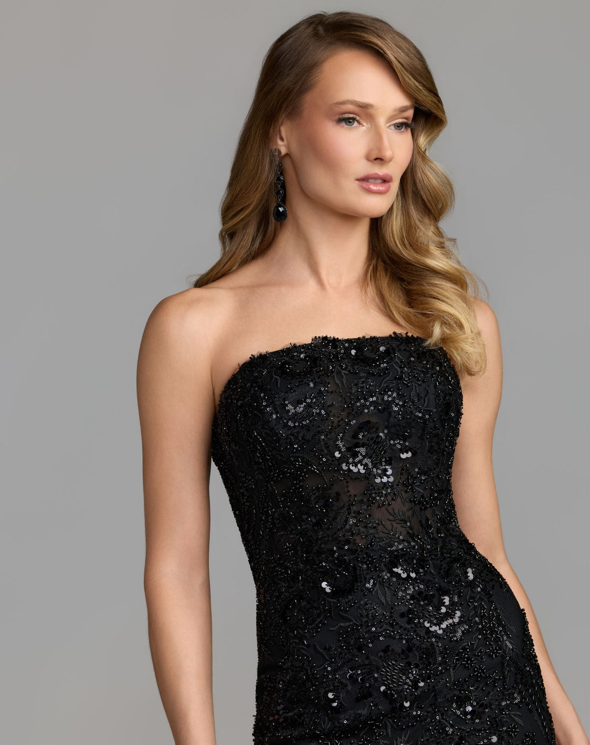 Mac Duggal #21147 black multi embellished bustier bodice close-up