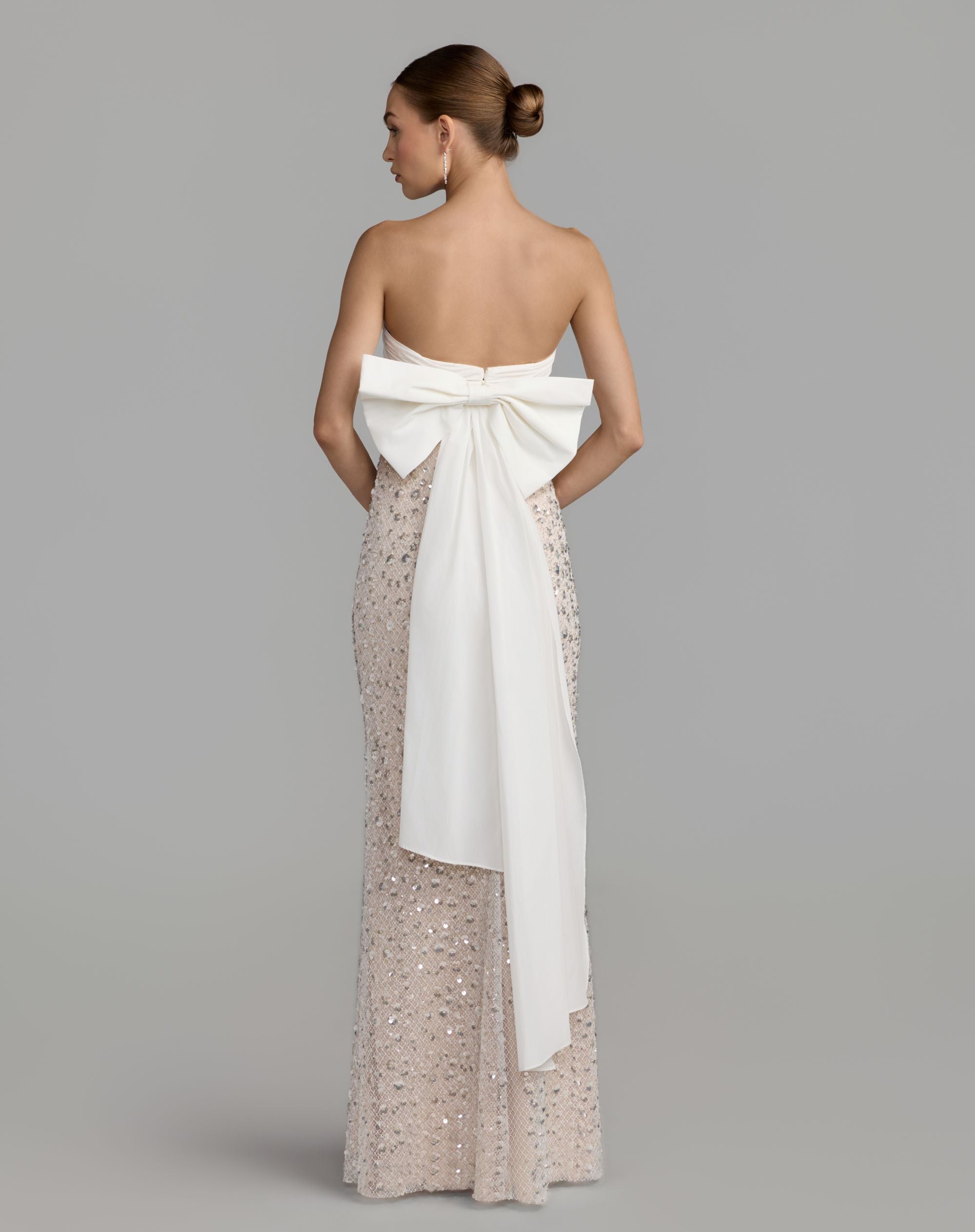 Mac Duggal #21170 ivory nude gown bow back view