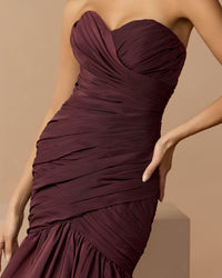 Mac Duggal #21185 amethyst mermaid gown bubble hem lifestyle detail