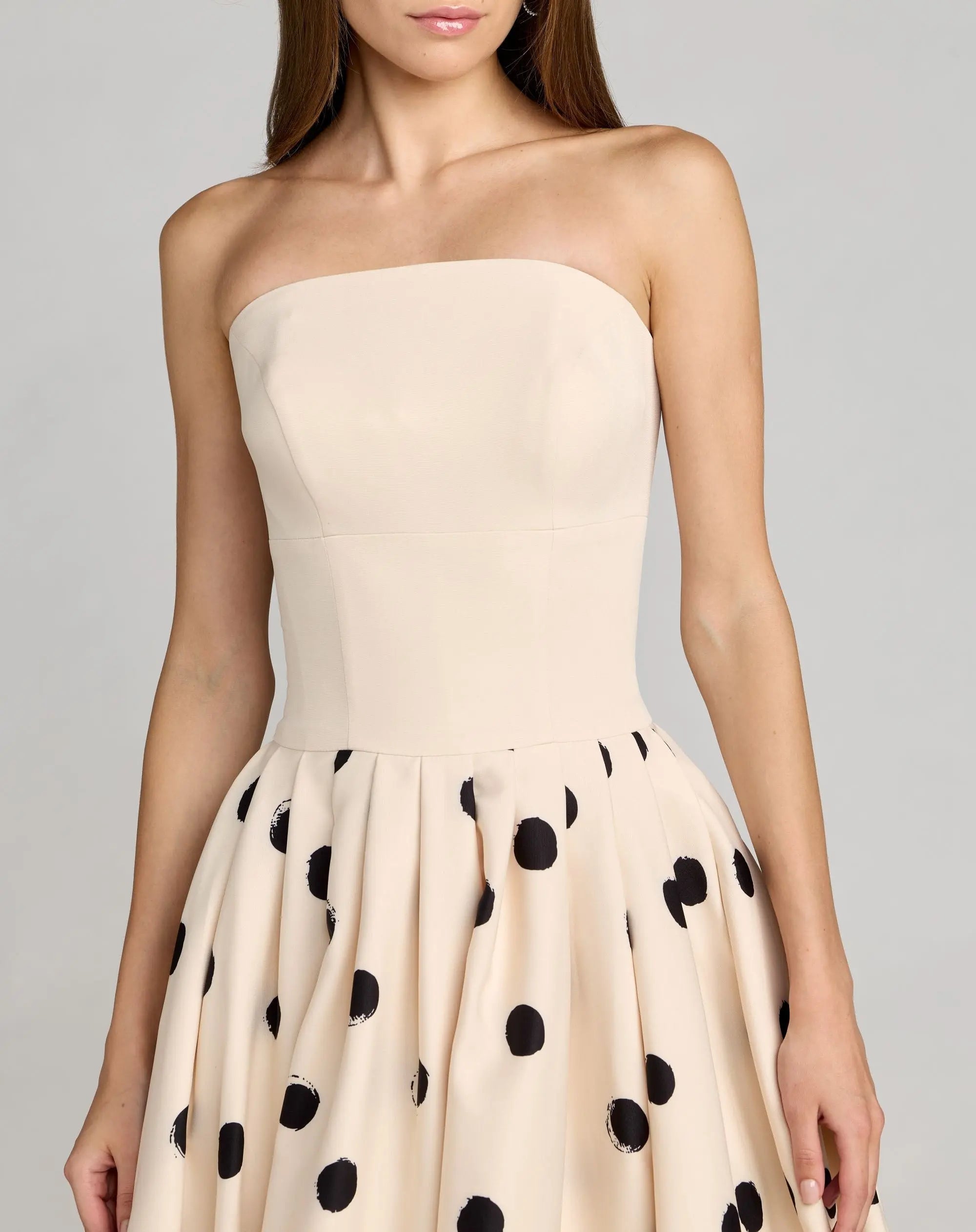 Mac Duggal #21234 ecru multi polka dot midi dress detail