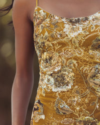 Mac Duggal #21486 gold fringe gown fabric detail