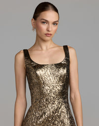 Mac Duggal #21553 gold brocade midi dress detail