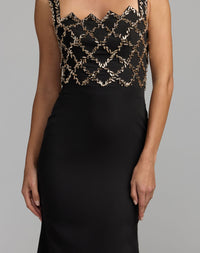 Mac Duggal #2416 square neckline detail