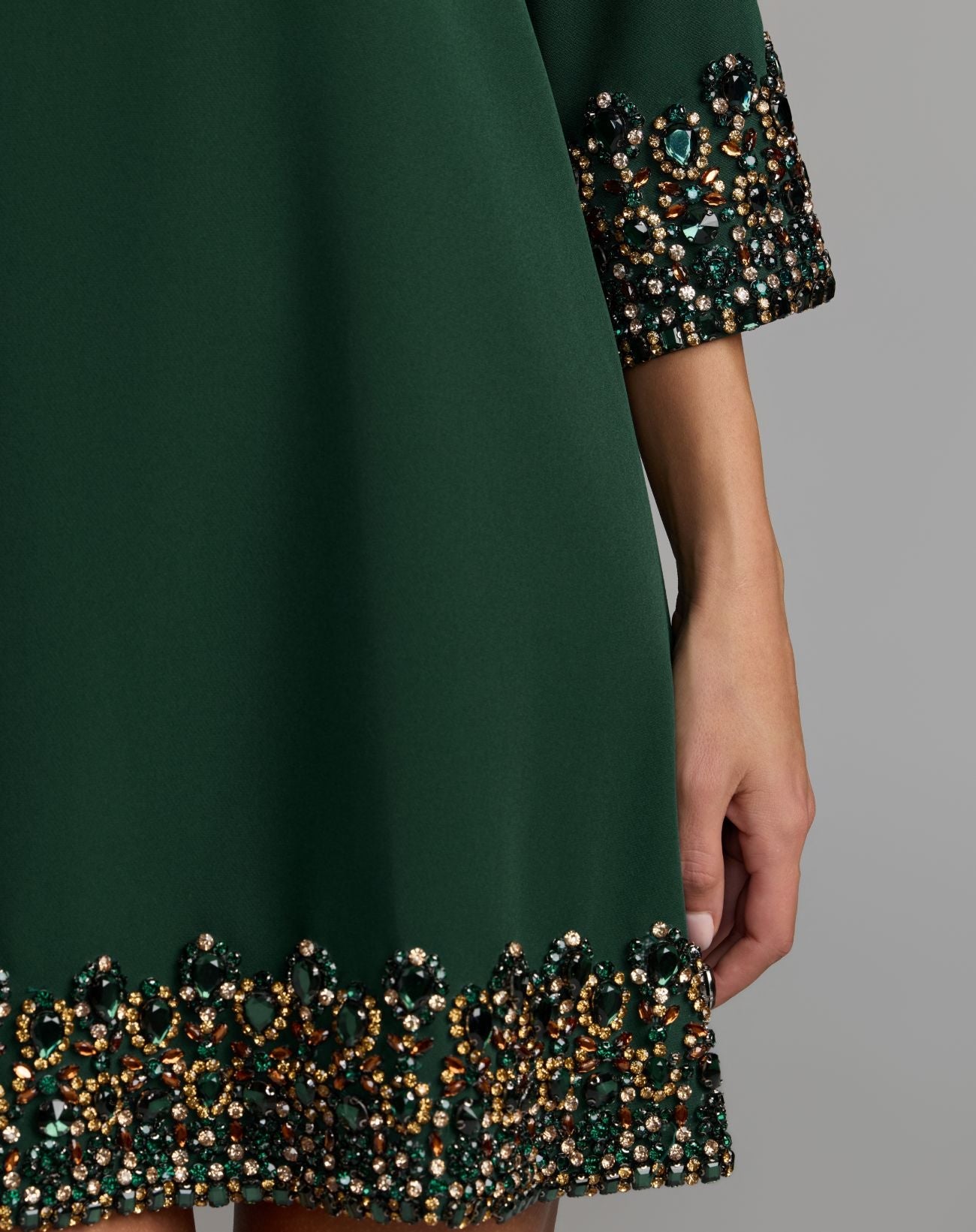 Mac Duggal #2430 deep green crepe mini dress hem detail