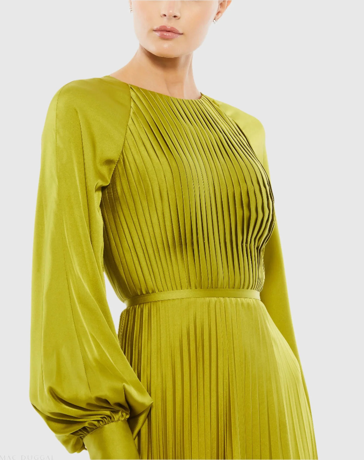 Pleated High Neck Raglan Long Sleeve Side Slit Gown - Green