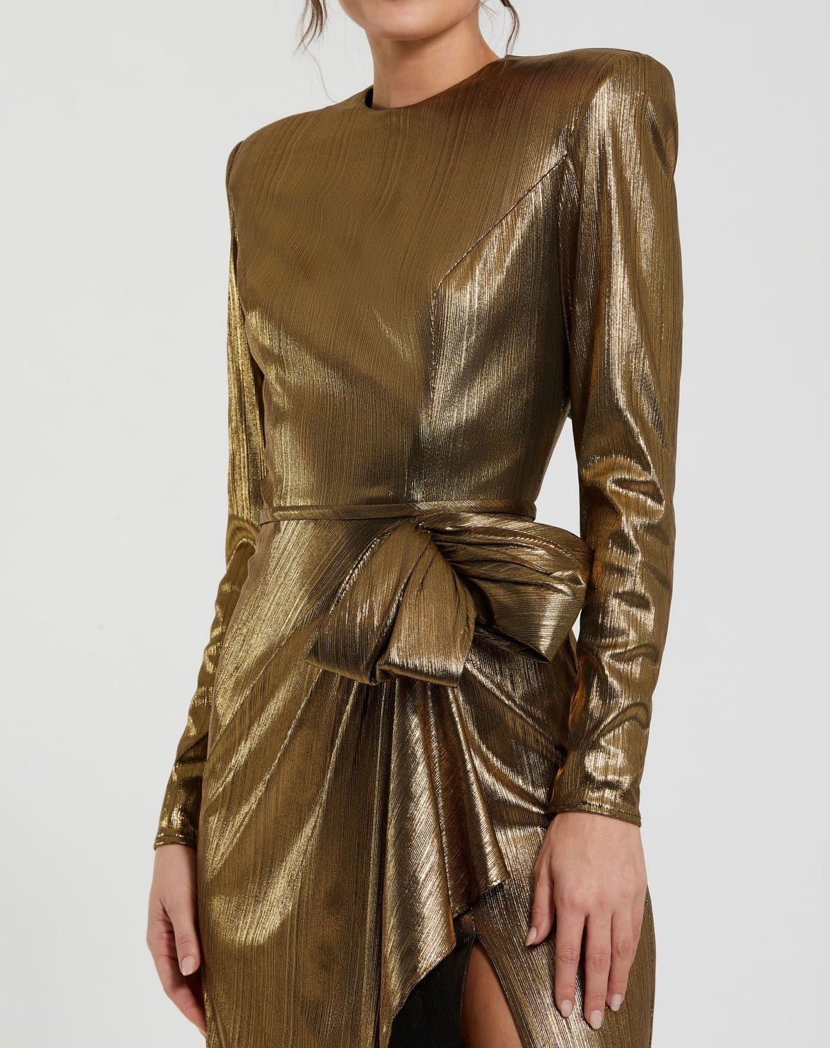Metallic Jersey Long Sleeve Gown With Bow - Gold
