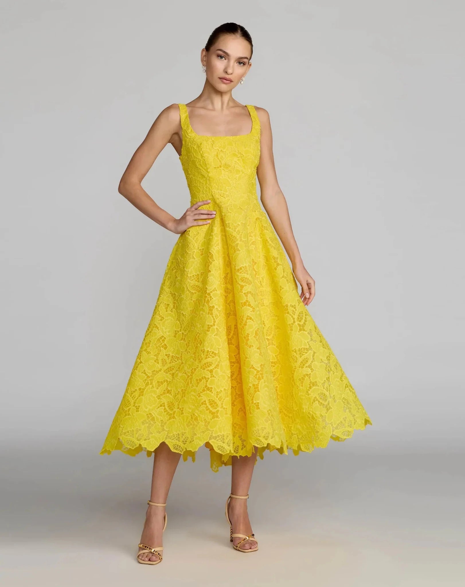 Buttercup Lace Sleeveless Scoop Neck Midi Dress With Pockets
