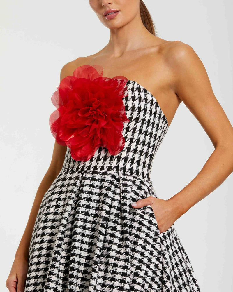 Monochrome Strapless Boucle Midi Dress- Black