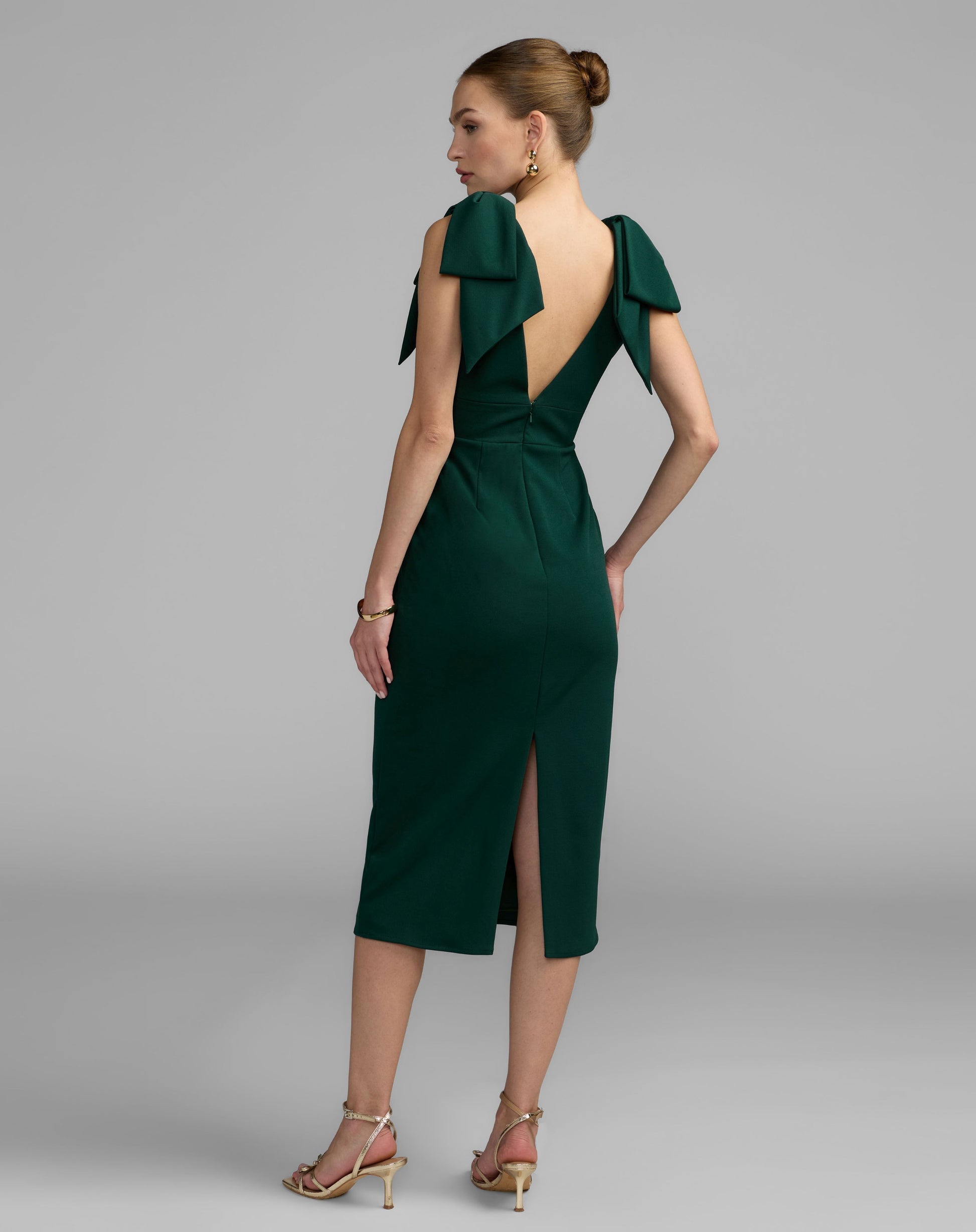 Mac Duggal #49954 emerald crepe midi dress back view