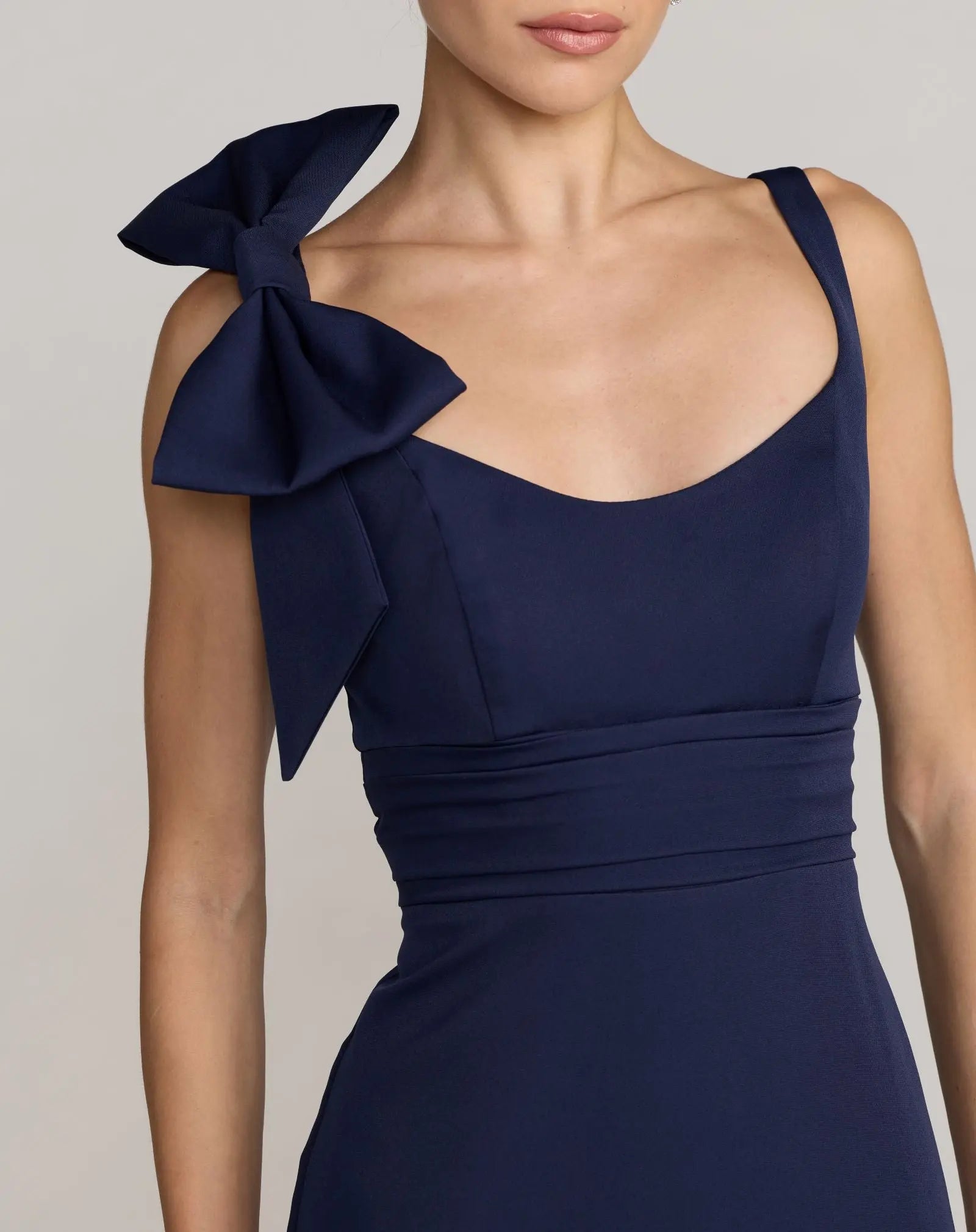 Mac Duggal #49964 navy scoop neck trumpet gown with bow