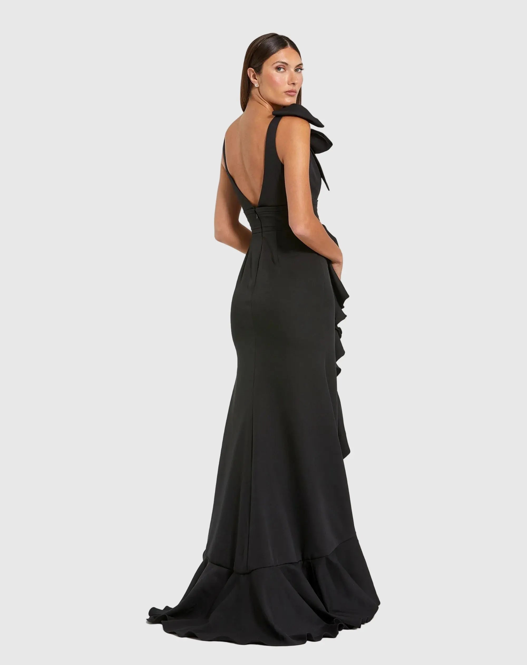 Mac Duggal #49965 black sleeveless ruffled v-neck gown with bow