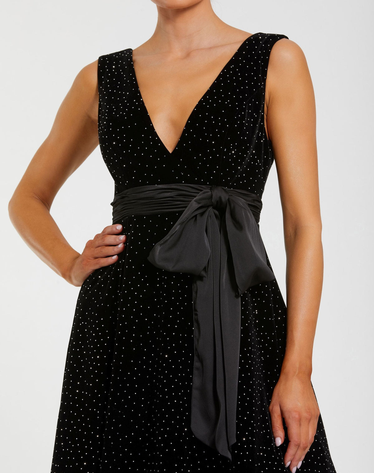 Mac Duggal #56244 black embellished velvet midi dress with bow close-up