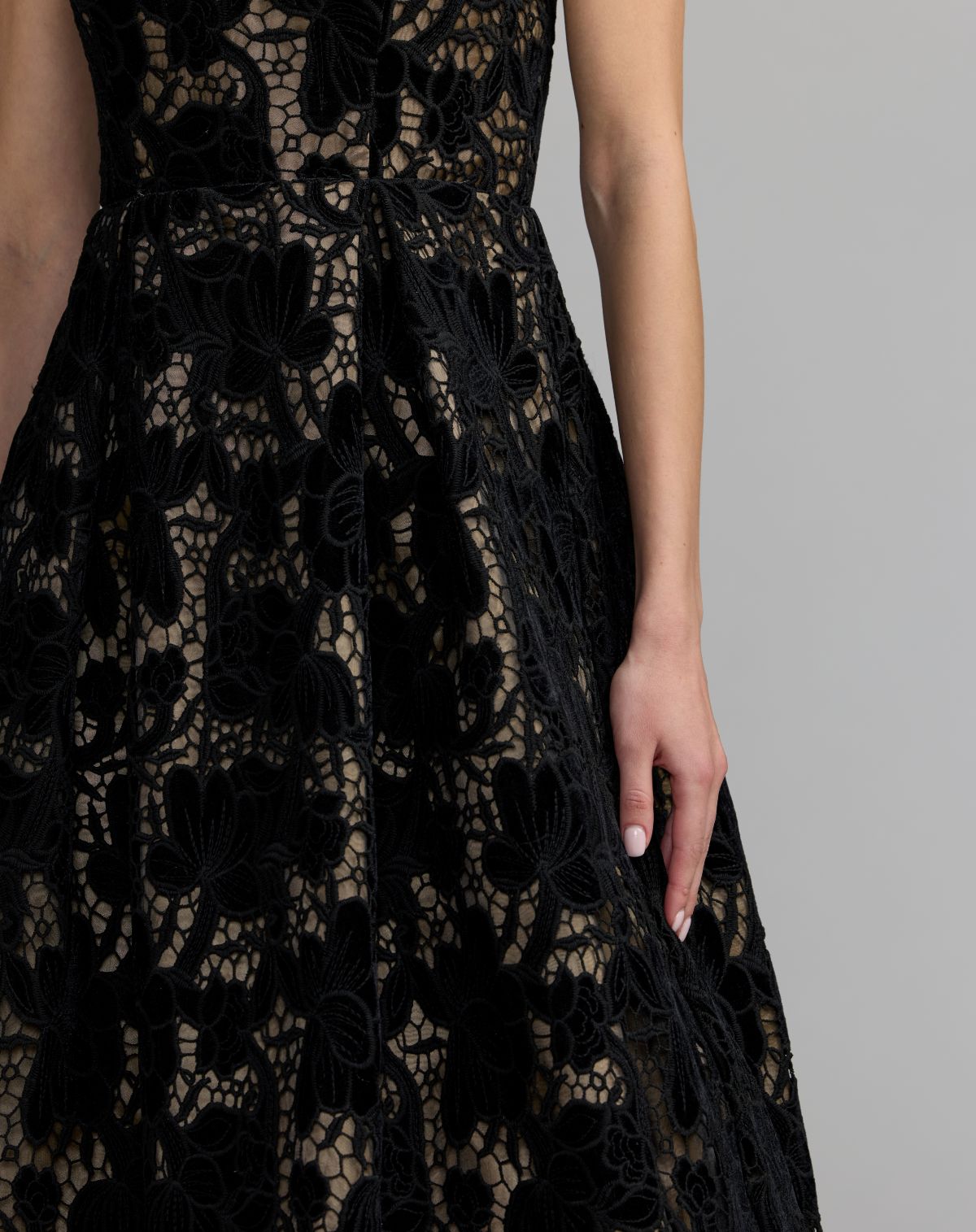 Mac Duggal #56438 black nude floral lace strapless a-line midi dress close-up