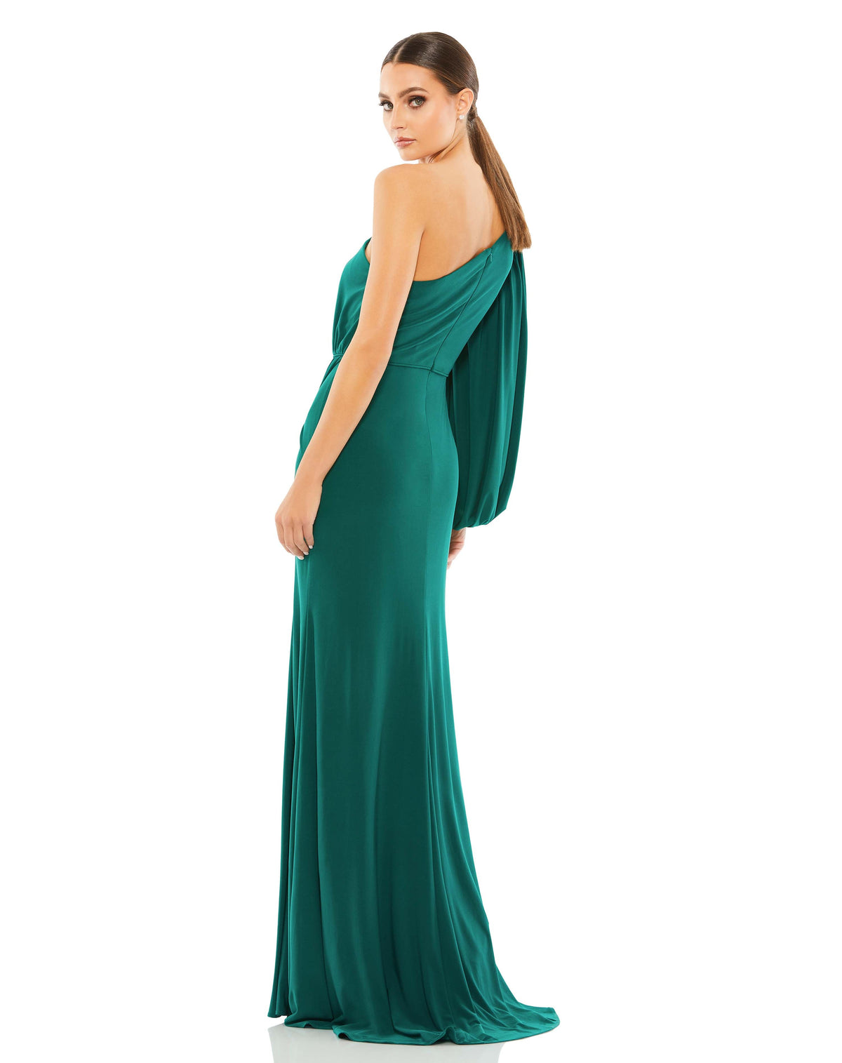 This stunning Ieena for Mac Duggal elegant, emerald green long-sleeved, evening gown is a beautiful, full-length evening dress with asymmetric detail. With one sexy-thigh high split, dress is perfect for proms, black-tie affairs, weddings and special events! back