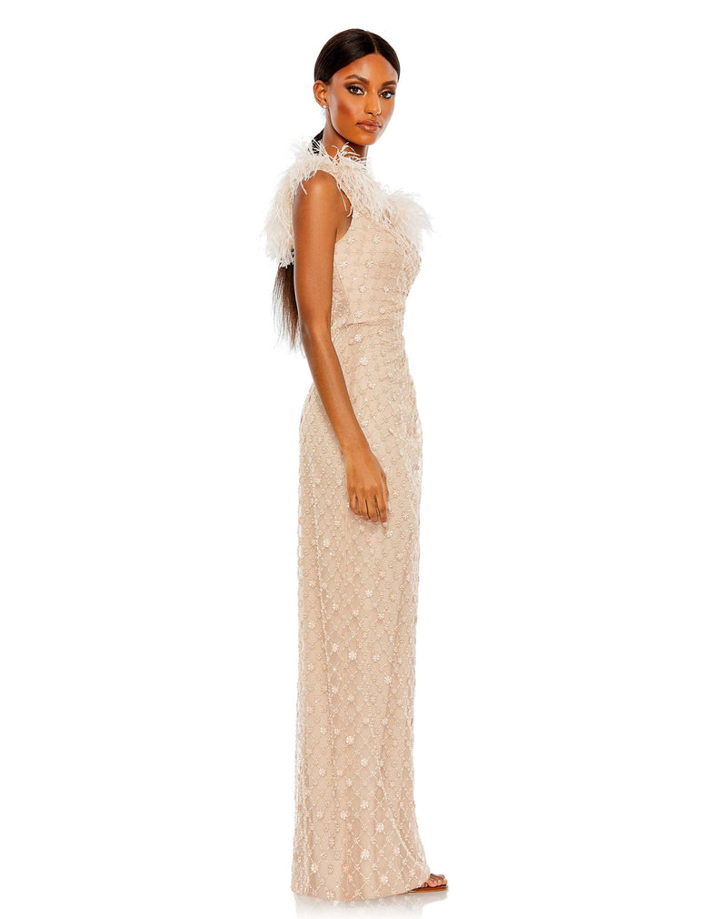 One shoulder gown with ostrich feathers - White