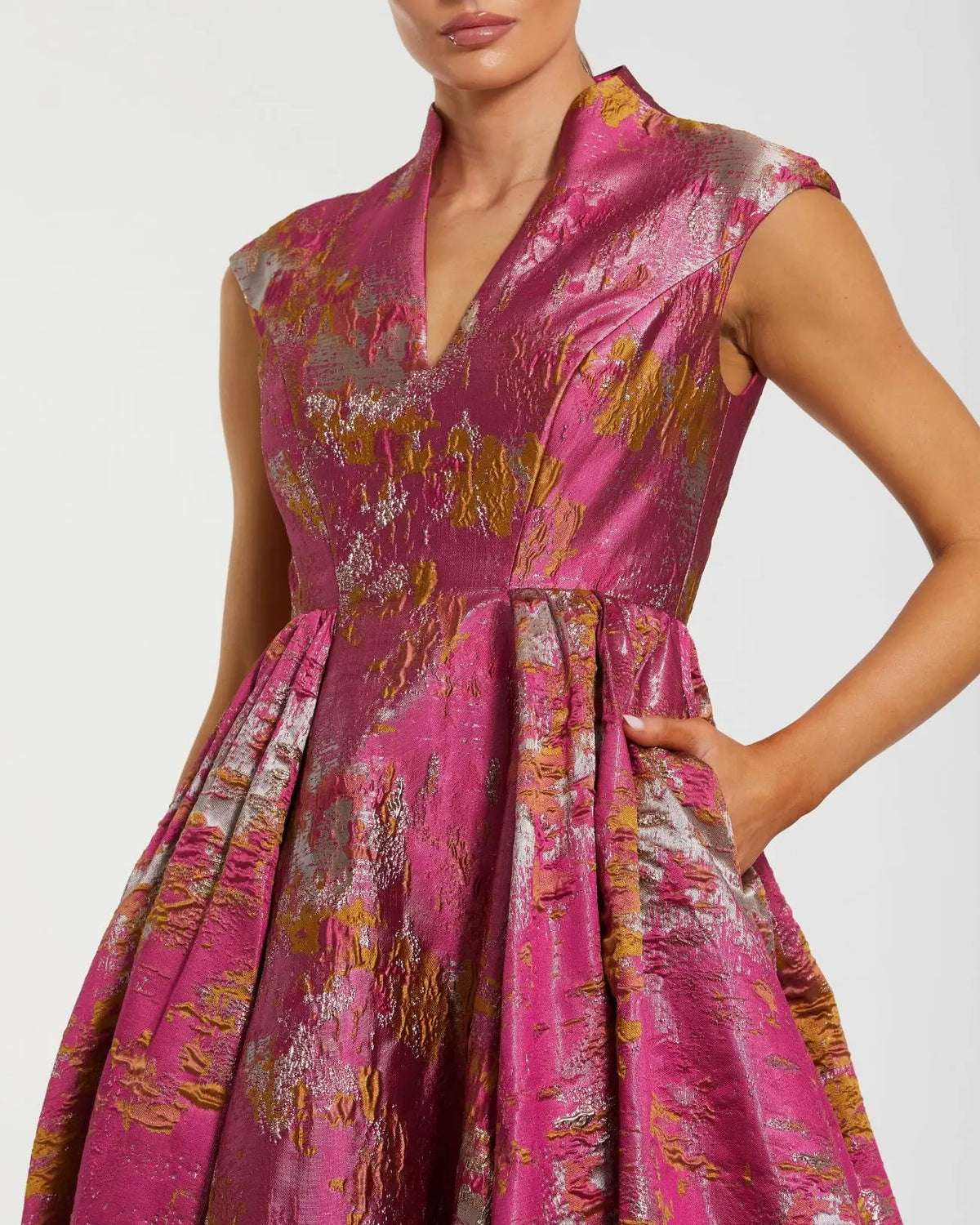 Metallic Jacquard Ball Gown Mandarin Collar Cap Sleeves - Pink