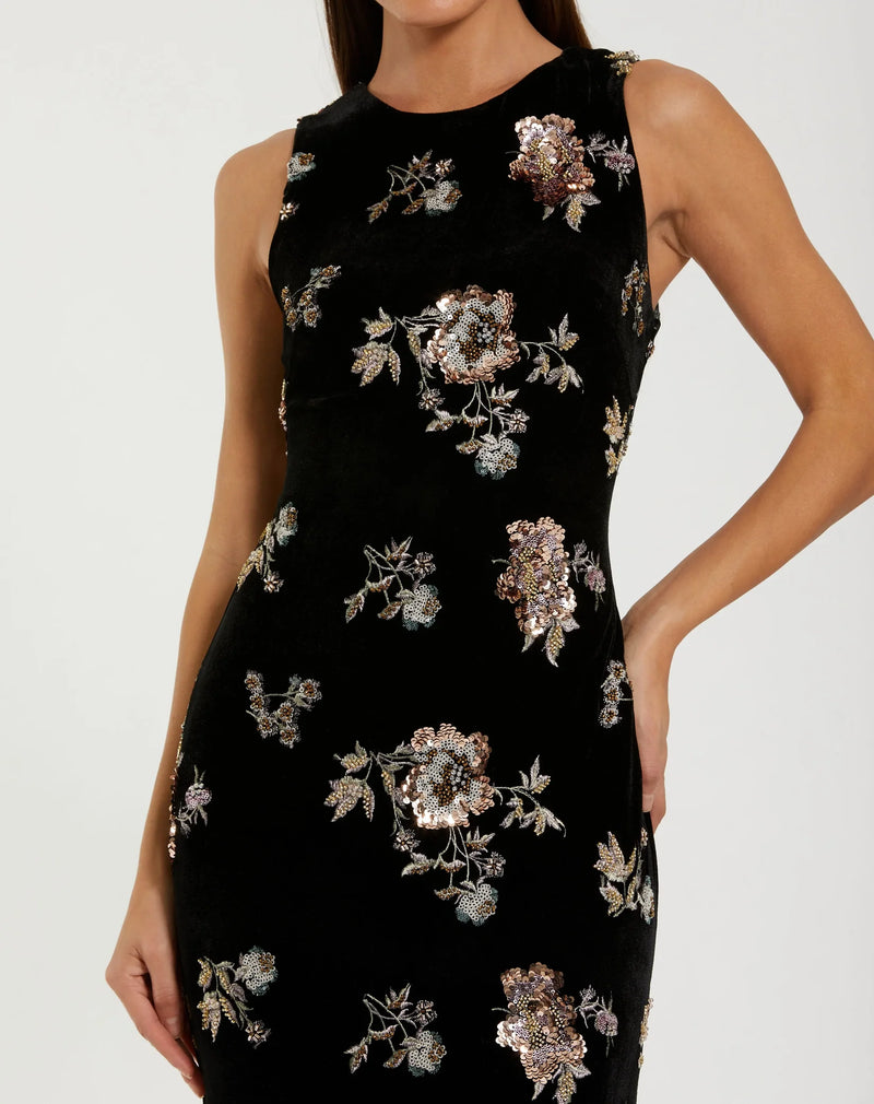 Sleeveless Floral Embellished Velvet Evening Gown - Black