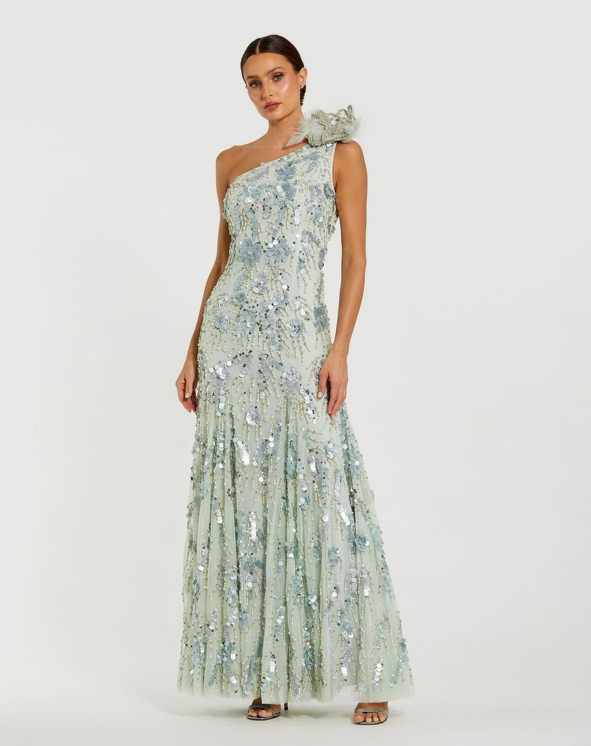 hand embellished asymmetric midi dress in sage VIVICA Hand Embellished Asymmetric Midi Dress in Sage Masa:S Vetem:49,99