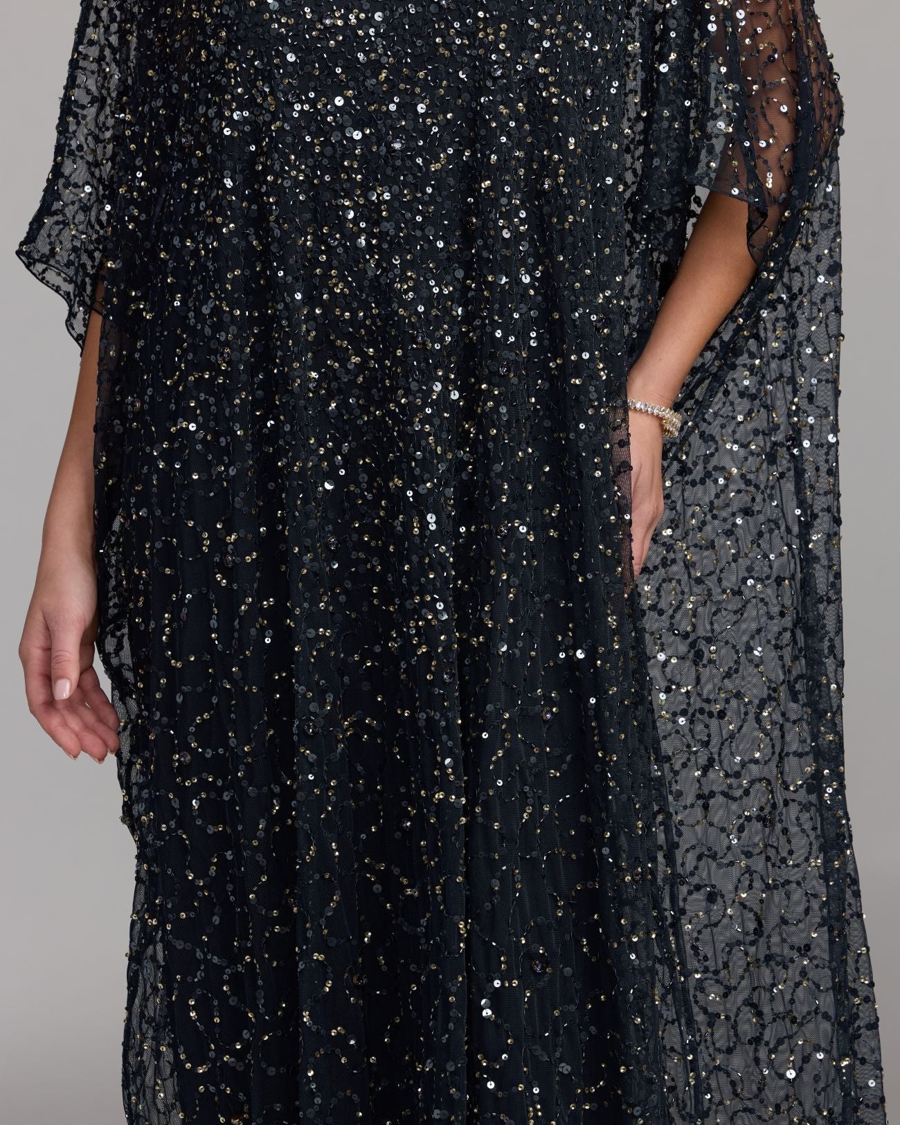 Mac Duggal #9475 midnight gold kaftan sleeve detail