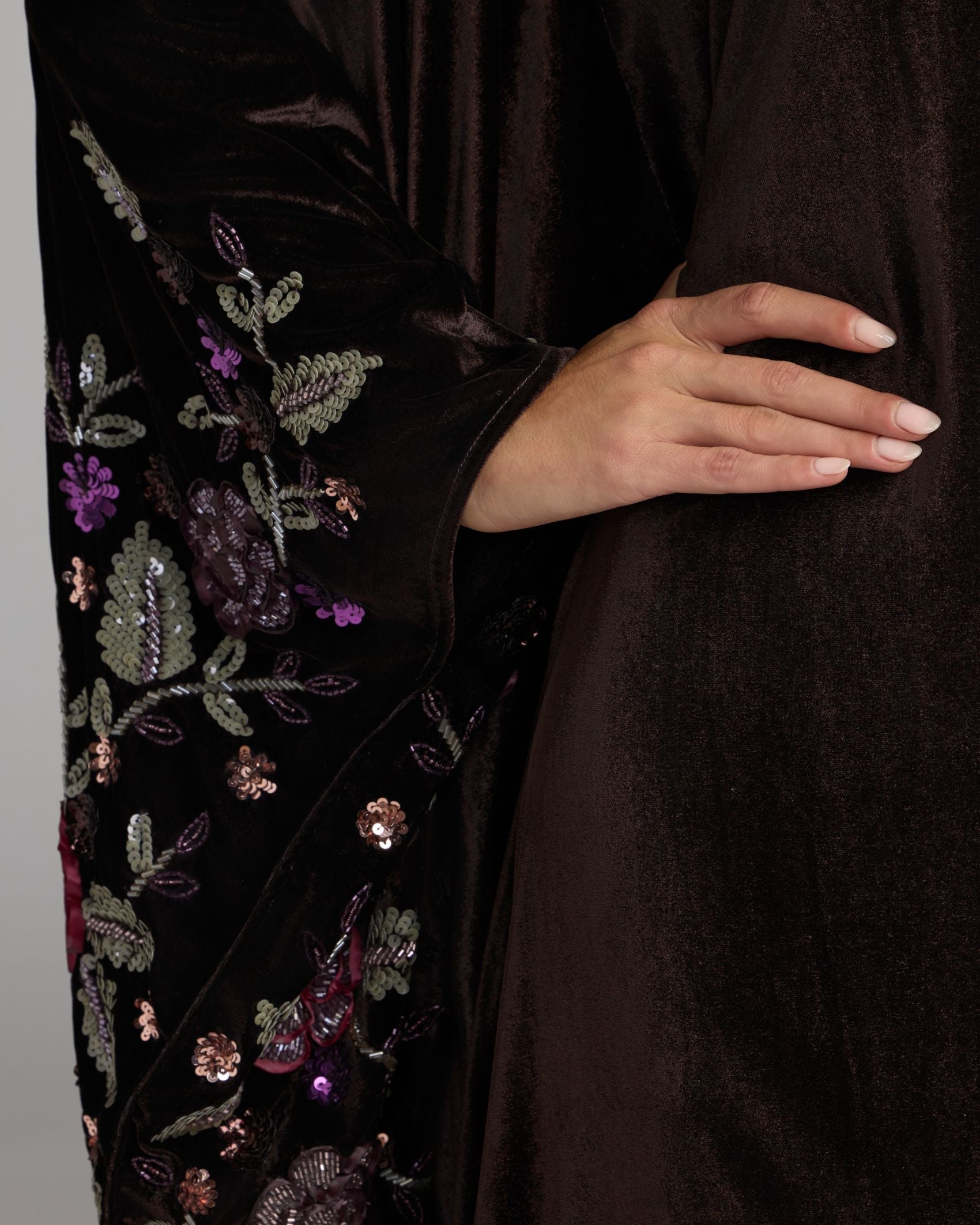 Mac Duggal #9523 aubergine cape sleeve detail