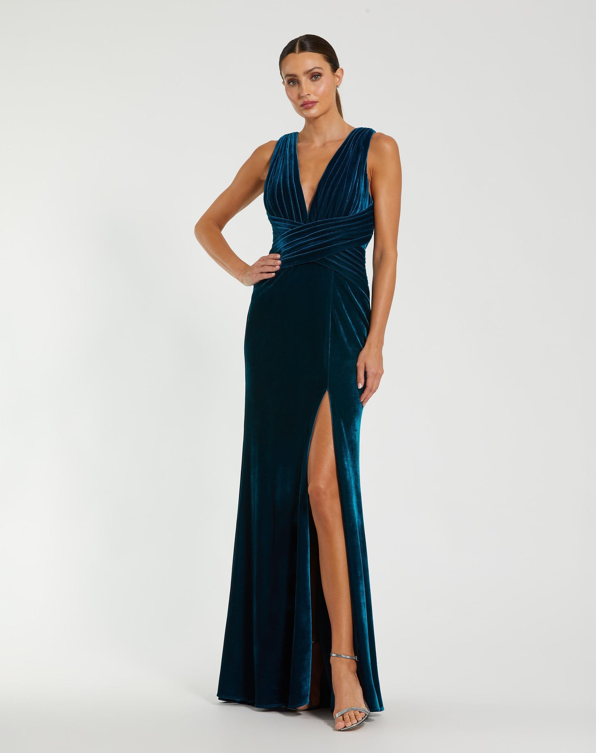 Mac duggal plunge neck slit jersey gown cheap