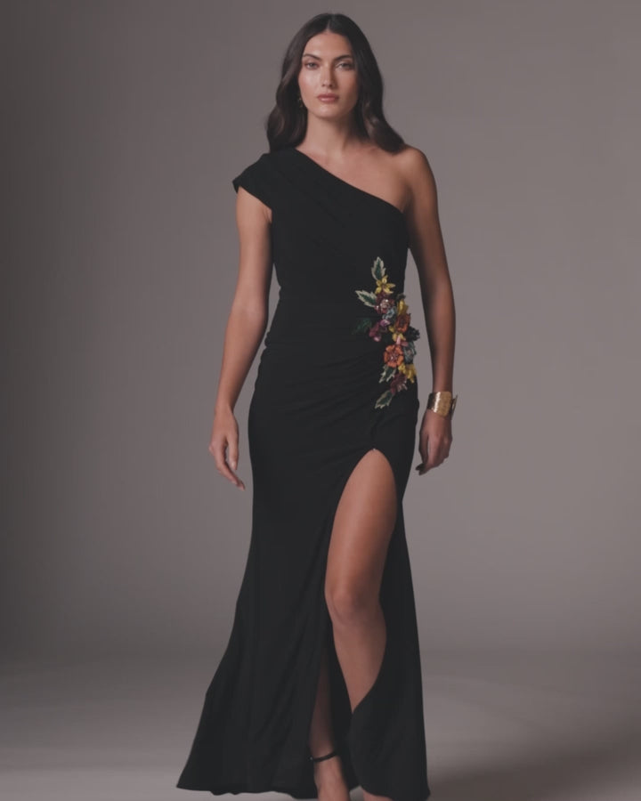 Close-up-of-hand-beaded-floral-detail-on-black-one-shoulder-gown-11769