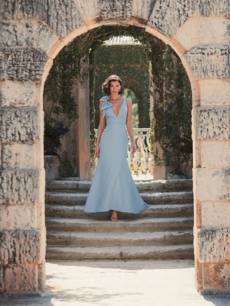 Sleeveless V Neck Bow Detail Mermaid Gown - Royal Blue
