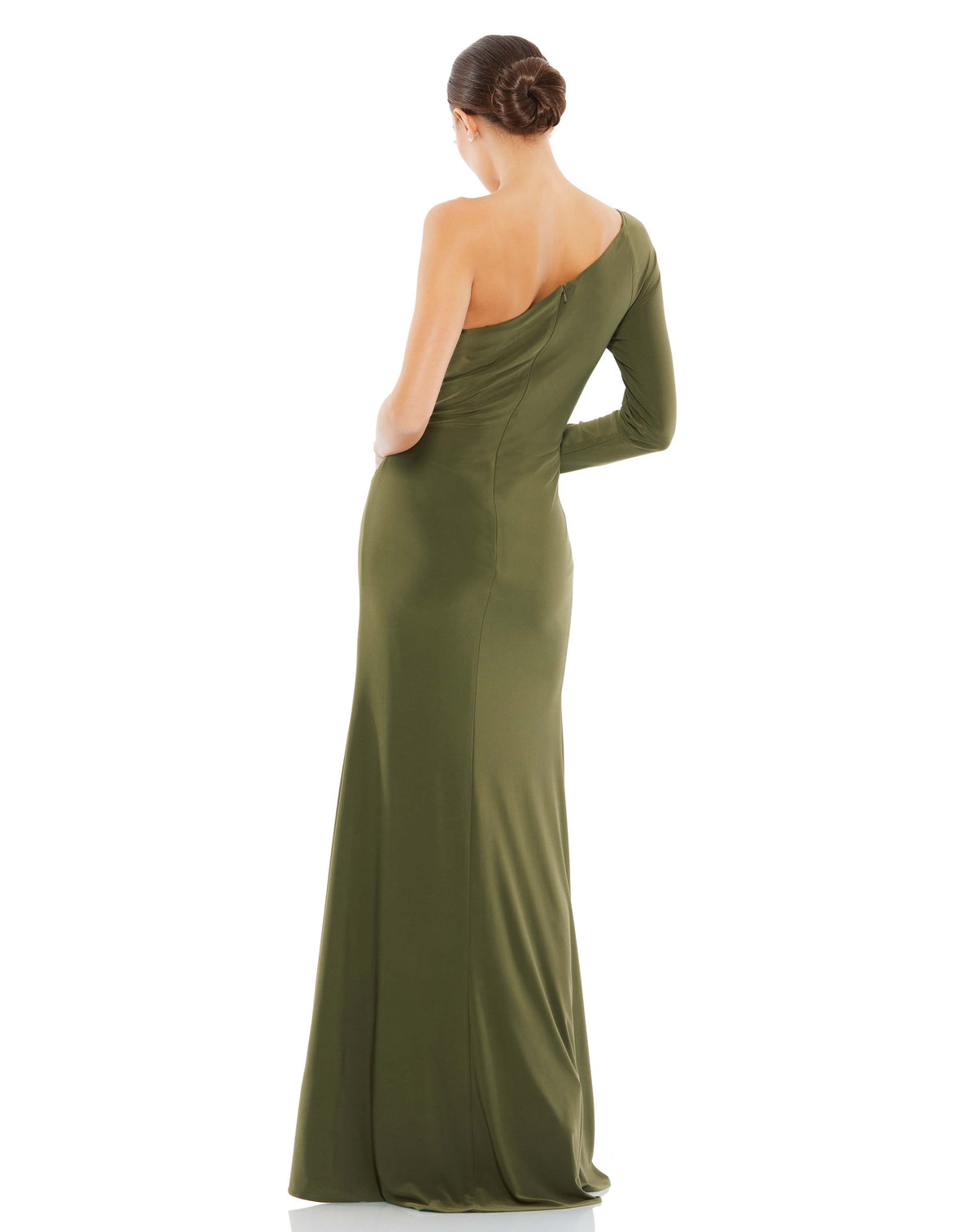 This stunning Mac Duggal elegant, olive, asymmetric evening dress, crafted from smooth jersey fabric, the floor-grazing dress is textured with pleats, an off-center waist twist, and starburst beads and glittering rhinestones at the edge of the single sleeve. A high slit underscores the gown’s sexy and modern styling. It’s perfect for a special-occasions proms and weddings! back